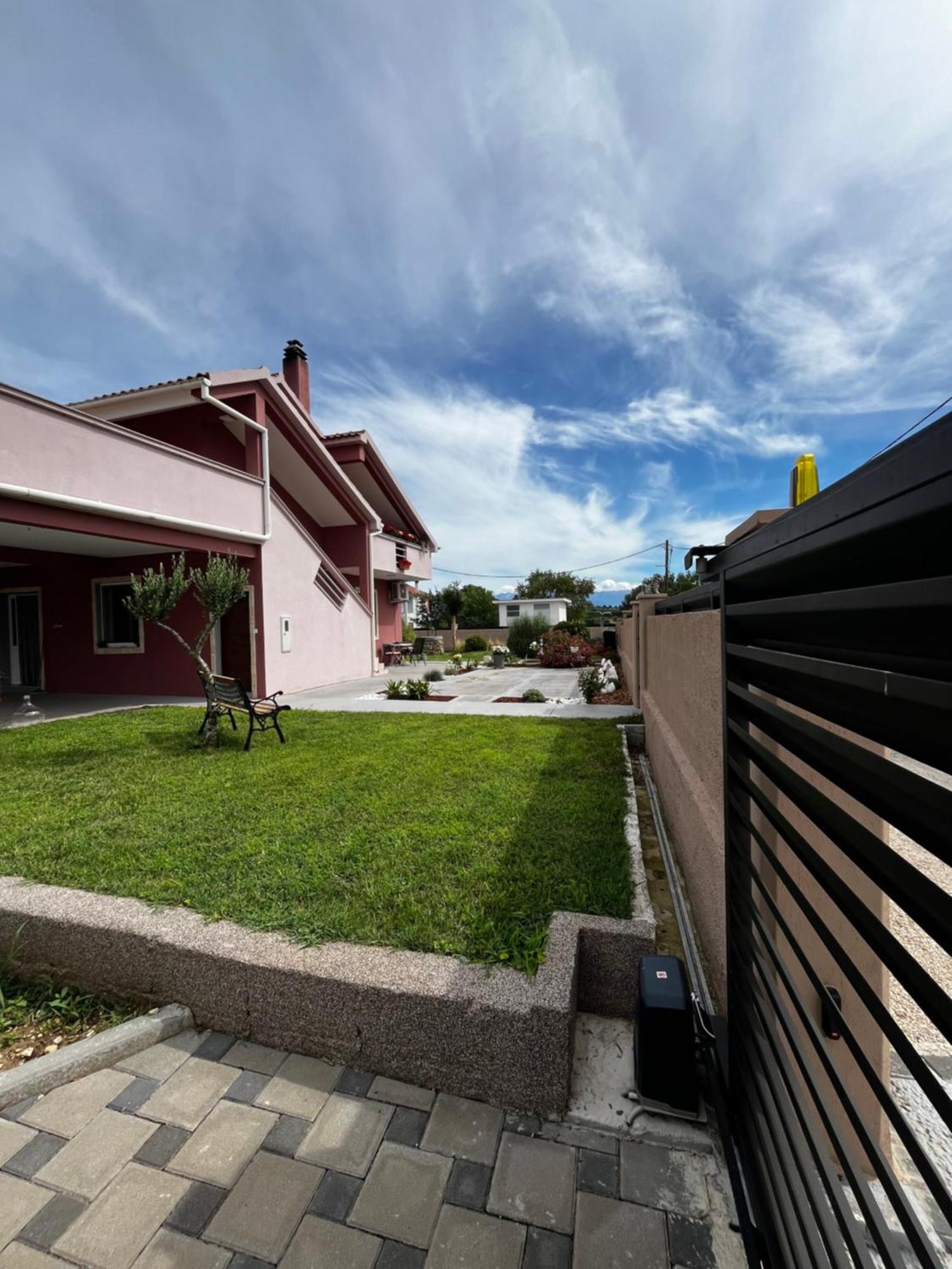 Apartman Marta Zara Esterno foto