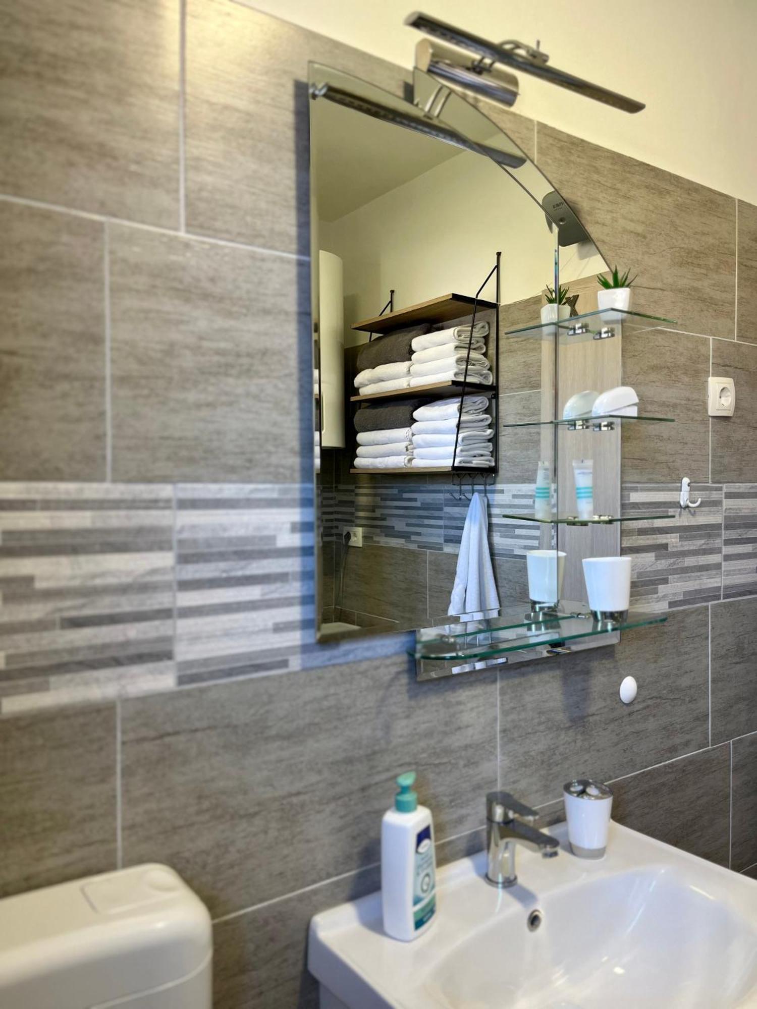 Apartman Marta Zara Esterno foto
