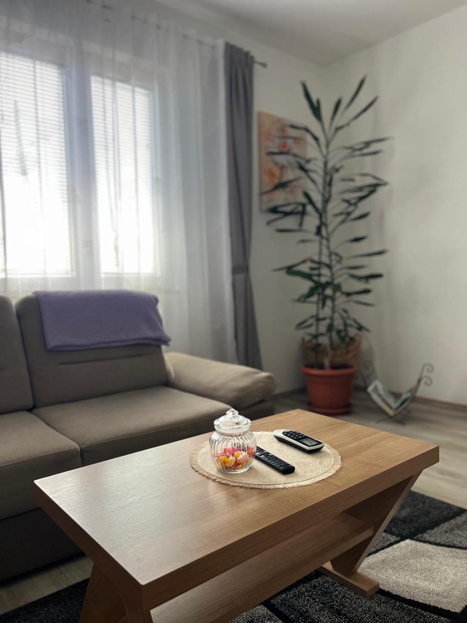Apartman Marta Zara Esterno foto